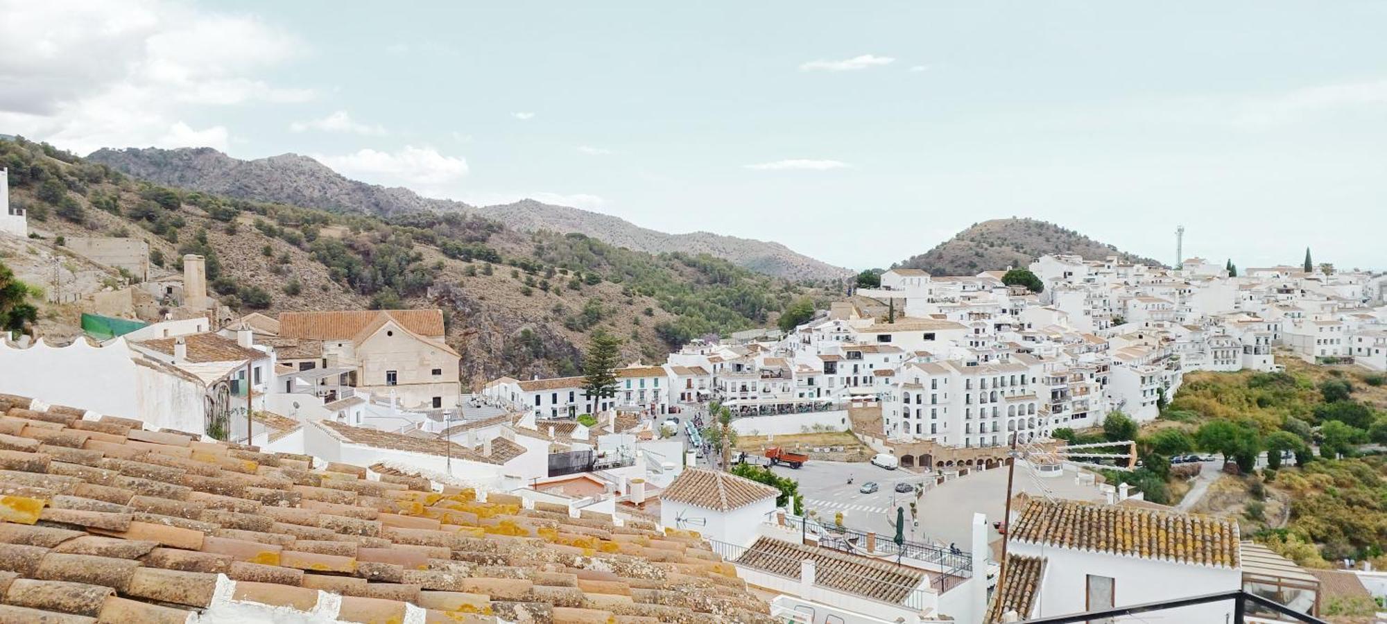 Las Pizarrillas: Tu Hogar En Este Blanco Pueblo Frigiliana Ngoại thất bức ảnh