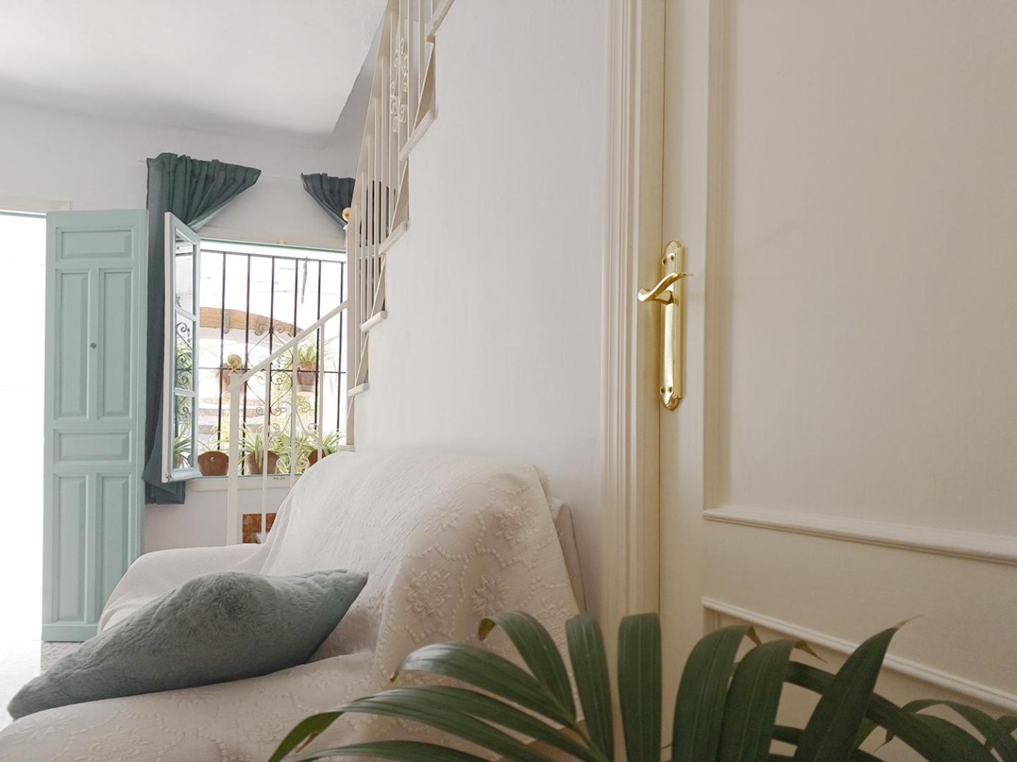 Las Pizarrillas: Tu Hogar En Este Blanco Pueblo Frigiliana Ngoại thất bức ảnh